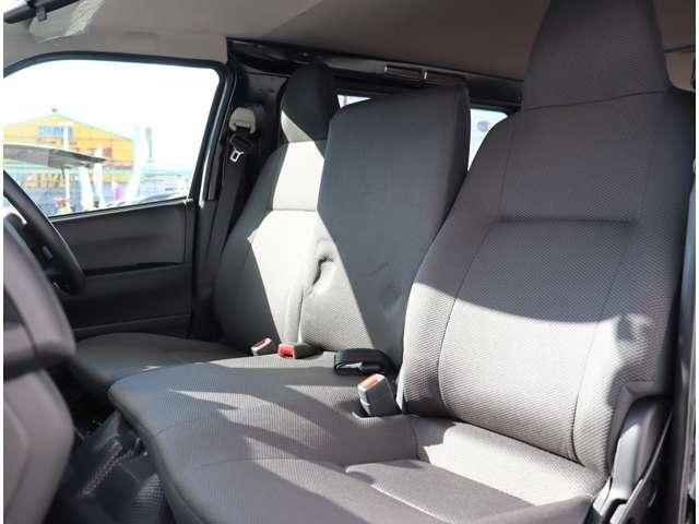 TOYOTA HIACE VAN 2WD 2024 Image 31