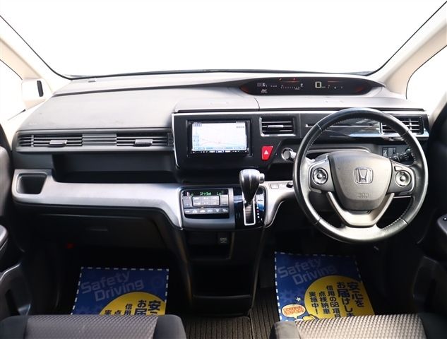 HONDA STEPWAGON SPADA 2015 Image 31