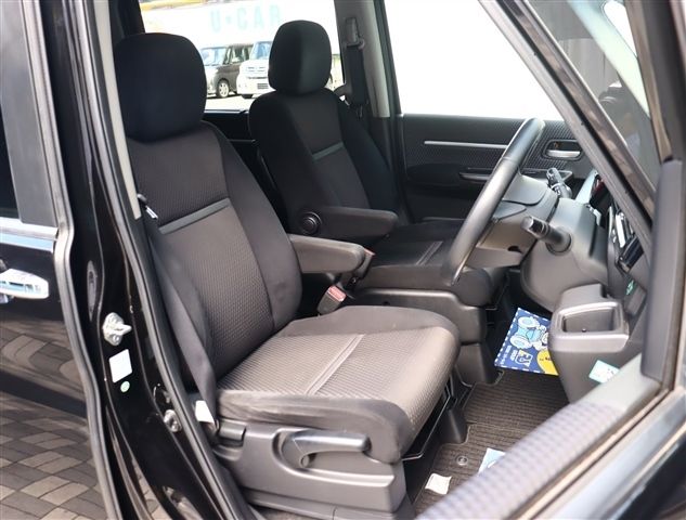 HONDA STEPWAGON SPADA 2015 Image 31