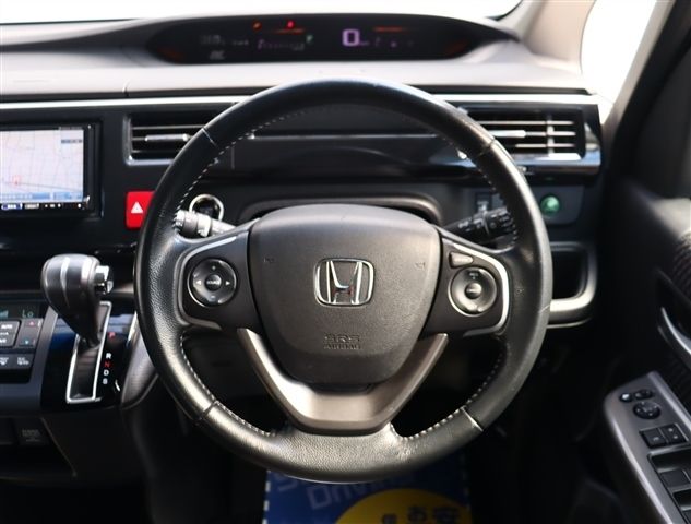 HONDA STEPWAGON SPADA 2015 Image 31