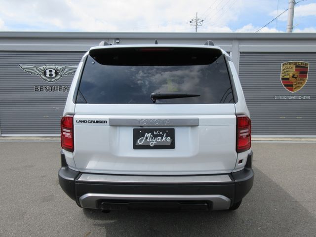 TOYOTA LANDCRUISER 250 2025 Image 31