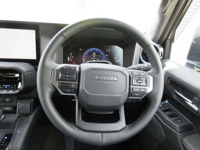 TOYOTA LANDCRUISER 250 2025 Image 31