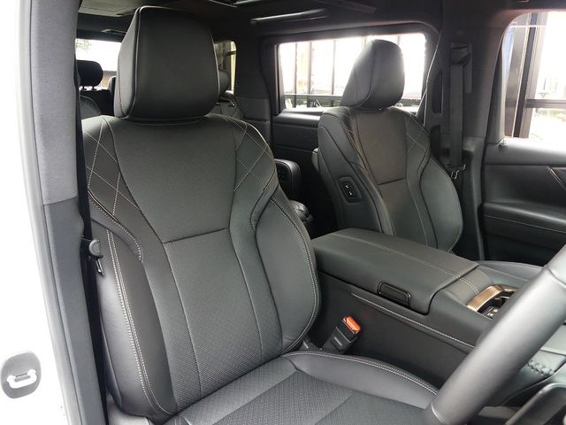 TOYOTA VELLFIRE  HYBRID 4WD 2023 Image 31