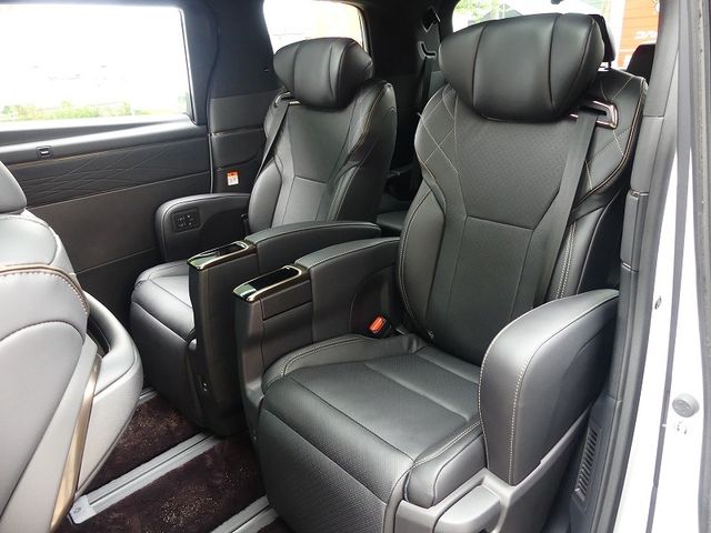 TOYOTA VELLFIRE  HYBRID 4WD 2023 Image 31