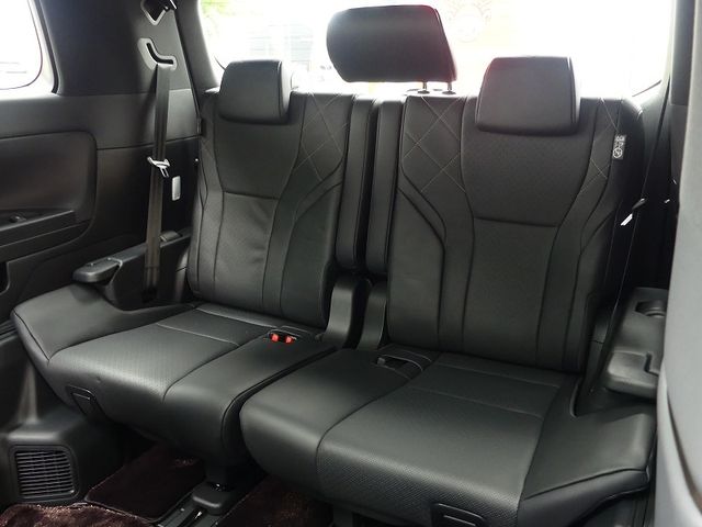 TOYOTA VELLFIRE  HYBRID 4WD 2023 Image 31