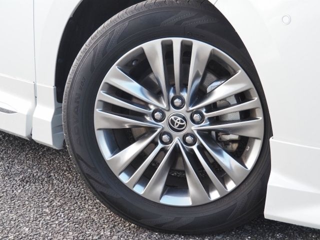 TOYOTA ALPHARD HYBRID 2023 Image 31