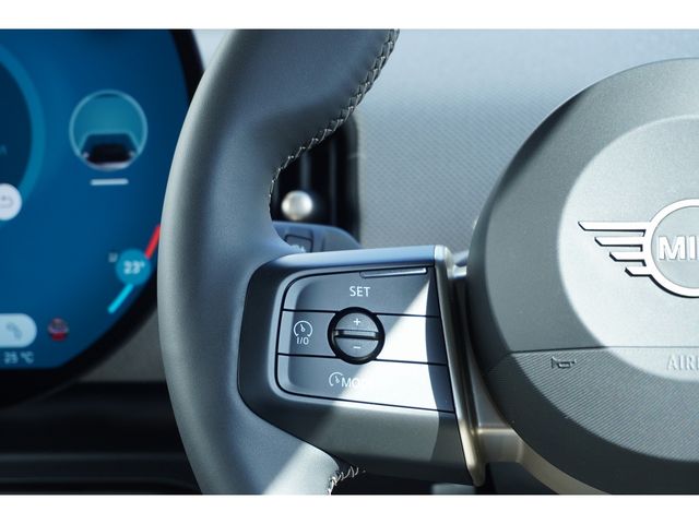 BMW MINI COOPER 5DOOR 2025 Image 31