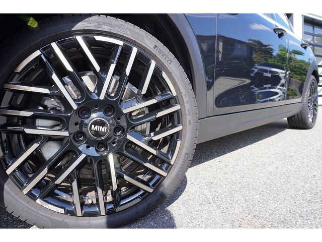 BMW MINI COOPER 5DOOR 2025 Image 31