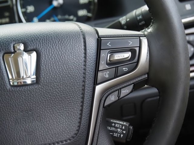 TOYOTA CROWN SEDAN HYBRID 4 2016 Image 31