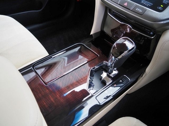 TOYOTA CROWN SEDAN HYBRID 4 2016 Image 31