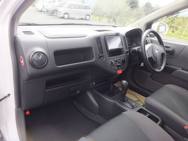 NISSAN NV150 AD 4WD 2020 Image 31