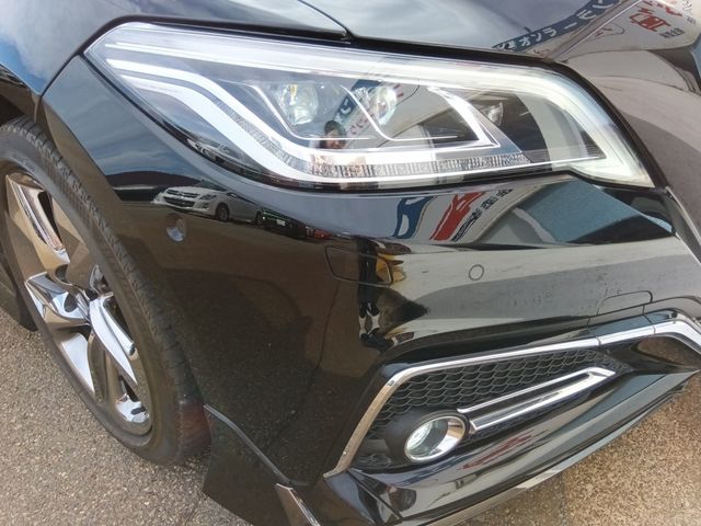 TOYOTA CROWN SEDAN HYBRID 2019 Image 31