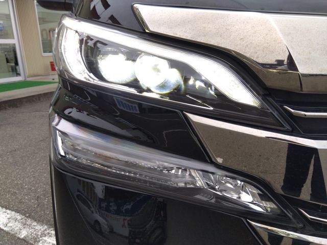 TOYOTA VELLFIRE 4WD 2017 Image 31