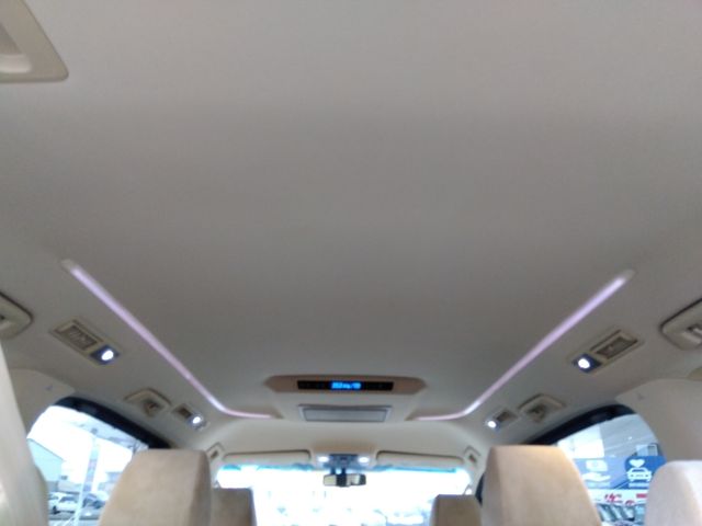 TOYOTA VELLFIRE 4WD 2017 Image 31