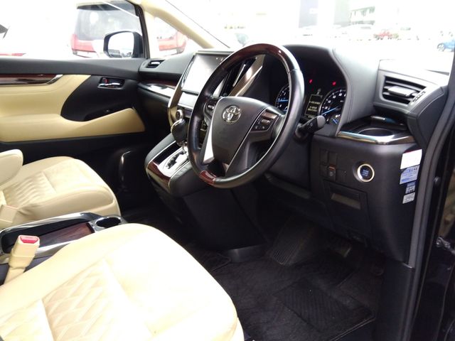 TOYOTA VELLFIRE 4WD 2017 Image 31