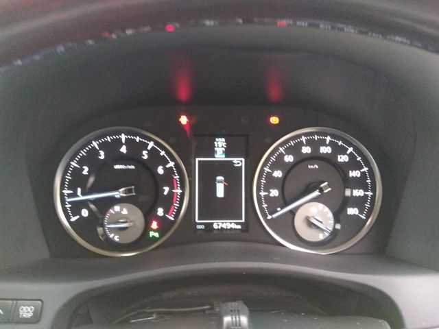 TOYOTA VELLFIRE 4WD 2017 Image 31