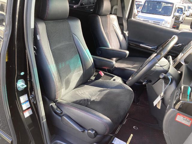 TOYOTA VELLFIRE 4WD 2014 Image 31