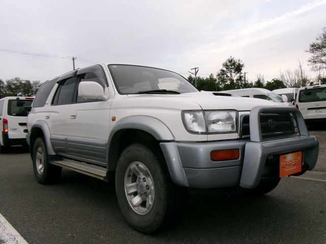 TOYOTA HILUXSURF WAGON 4WD 1998 Image 31