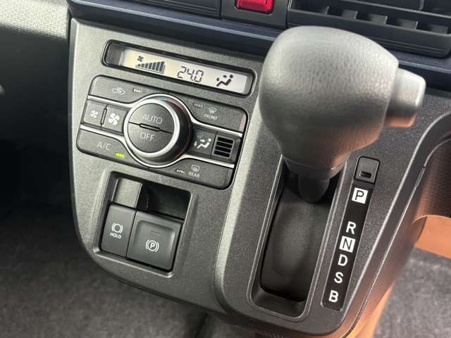 DAIHATSU TANTO 4WD 2023 Image 31