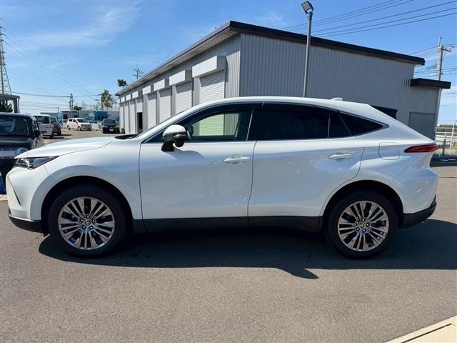 TOYOTA HARRIER HYBRID 2022 Image 31