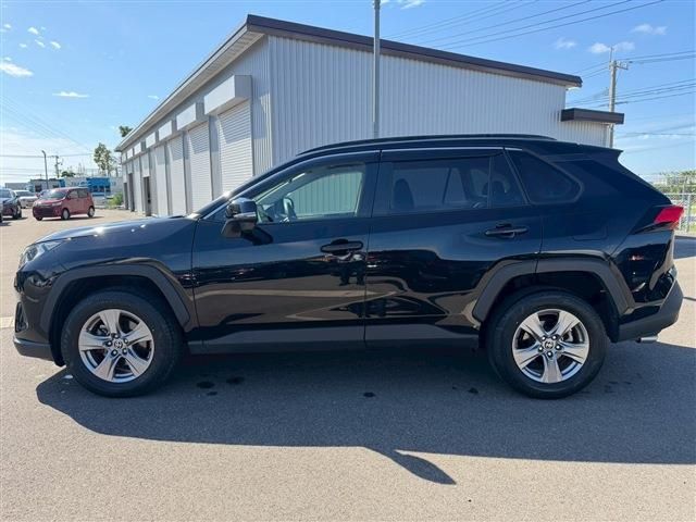 TOYOTA RAV4 2WD 2022 Image 31