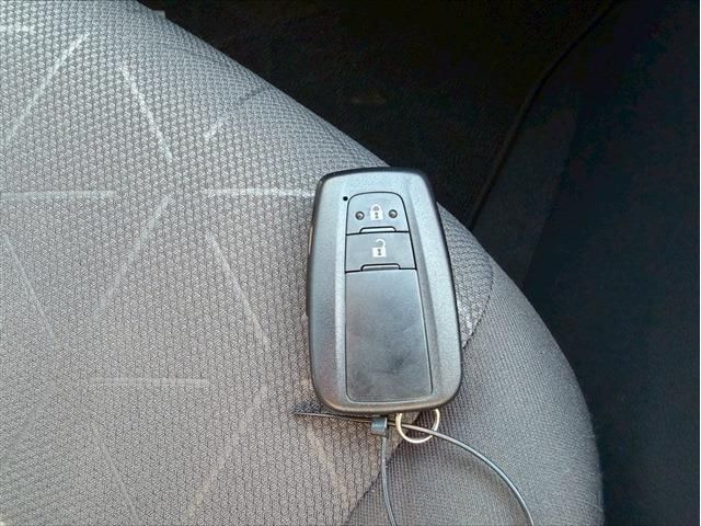 TOYOTA RAV4 2WD 2022 Image 31