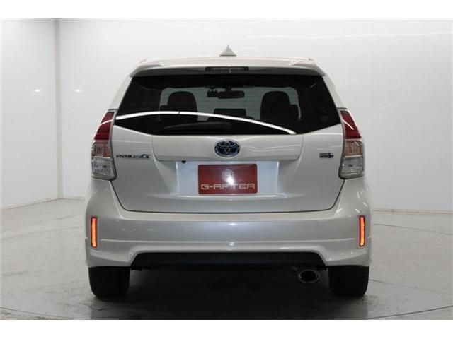 TOYOTA PRIUS ALPHA 2015 Image 31