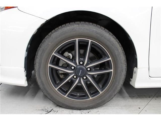 TOYOTA PRIUS ALPHA 2015 Image 31