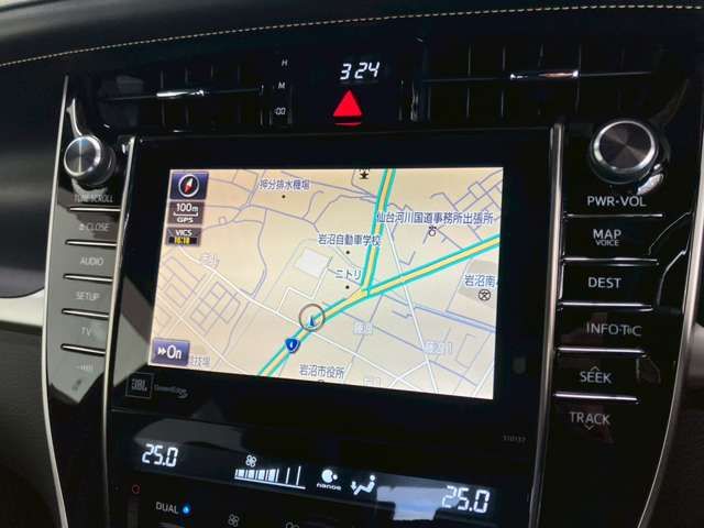 TOYOTA HARRIER HYBRID 2015 Image 31