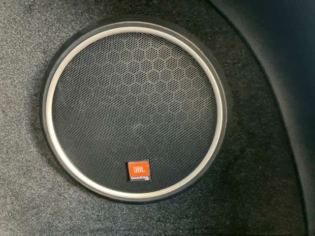 TOYOTA HARRIER HYBRID 2015 Image 31