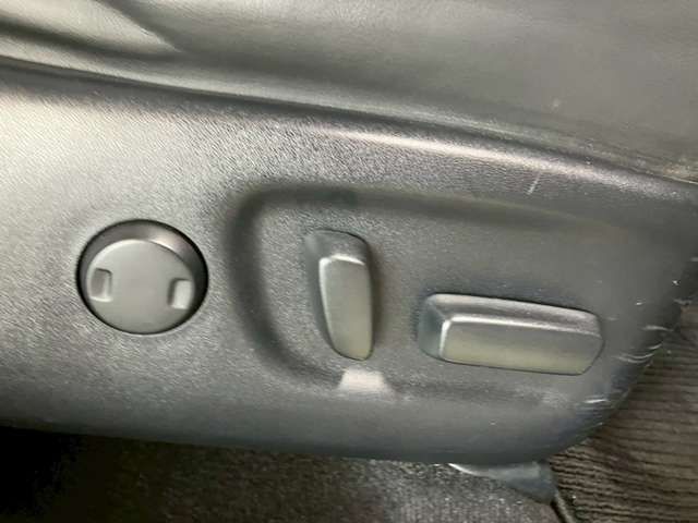 TOYOTA HARRIER HYBRID 2015 Image 31