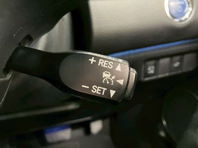 TOYOTA HARRIER HYBRID 2015 Image 31