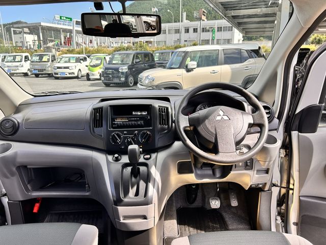 MITSUBISHI DELICA VAN 2WD 2013 Image 31