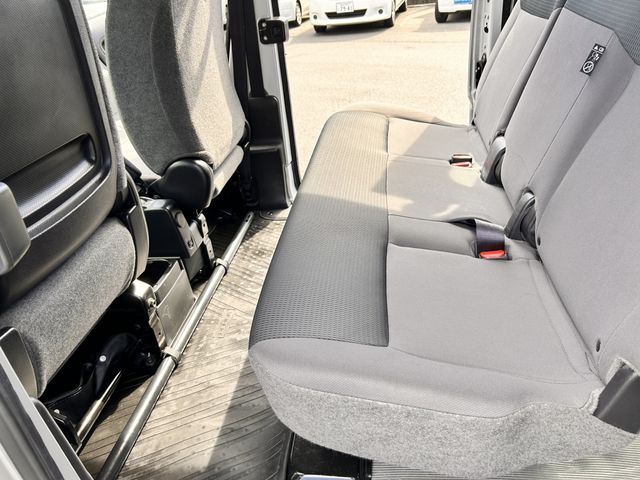 MITSUBISHI DELICA VAN 2WD 2013 Image 31