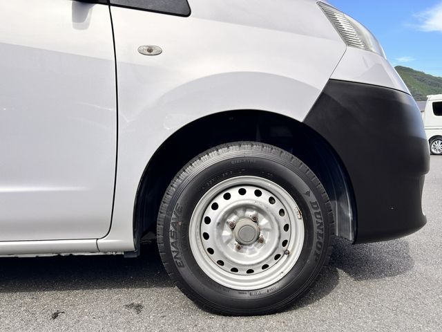 MITSUBISHI DELICA VAN 2WD 2013 Image 31