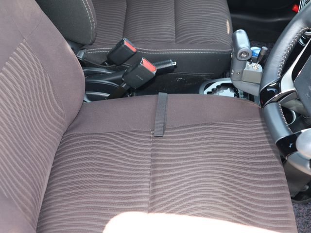 TOYOTA AQUA 2018 Image 31