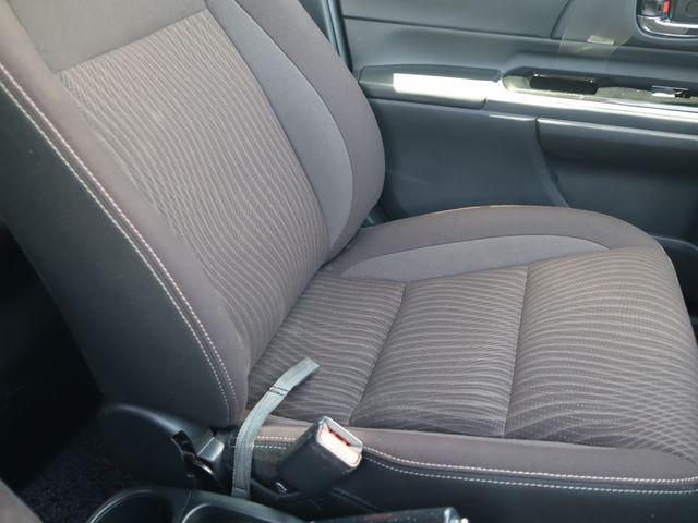 TOYOTA AQUA 2018 Image 31