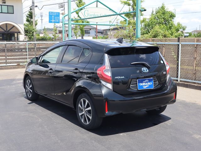 TOYOTA AQUA 2018 Image 31