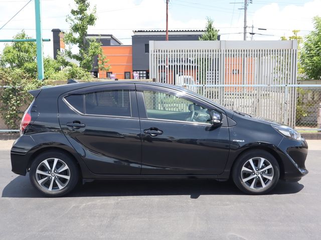 TOYOTA AQUA 2018 Image 31