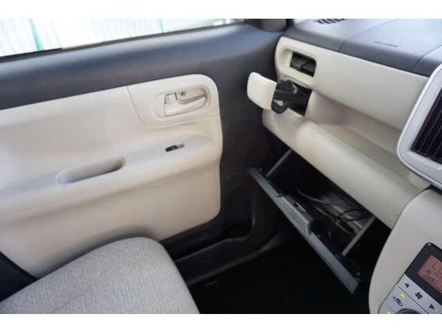 DAIHATSU MOVE CANBUS 4WD 2018 Image 31