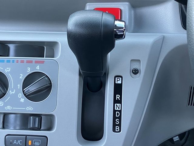 DAIHATSU MIRA E:S 4WD 2022 Image 31