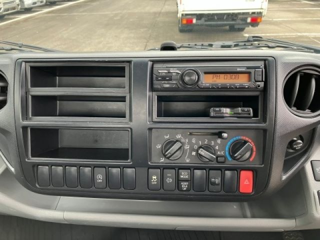 HINO DUTRO 2020 Image 31