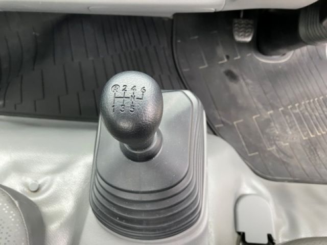 HINO DUTRO 2020 Image 31