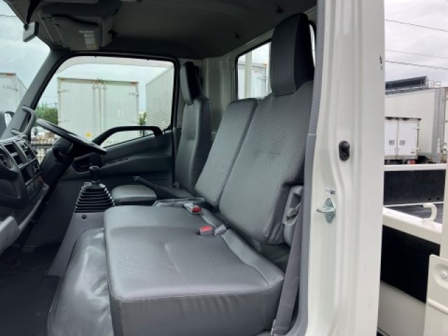 HINO DUTRO 2020 Image 31