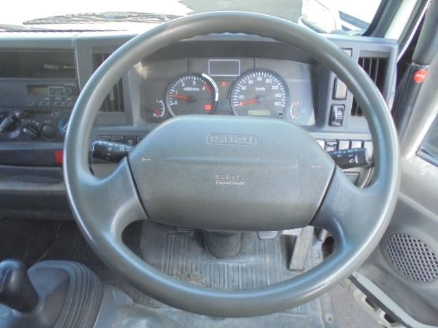 ISUZU ELF 2012 Image 31