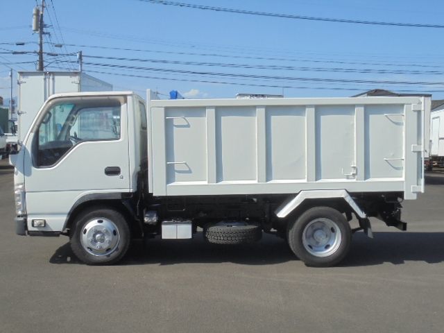 ISUZU ELF 2012 Image 31