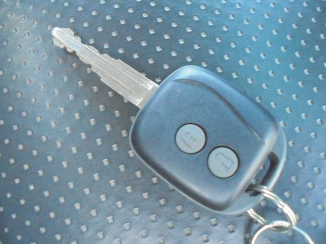 ISUZU ELF 2012 Image 31