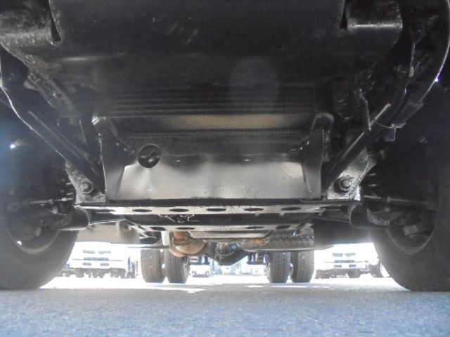 ISUZU ELF 2012 Image 31