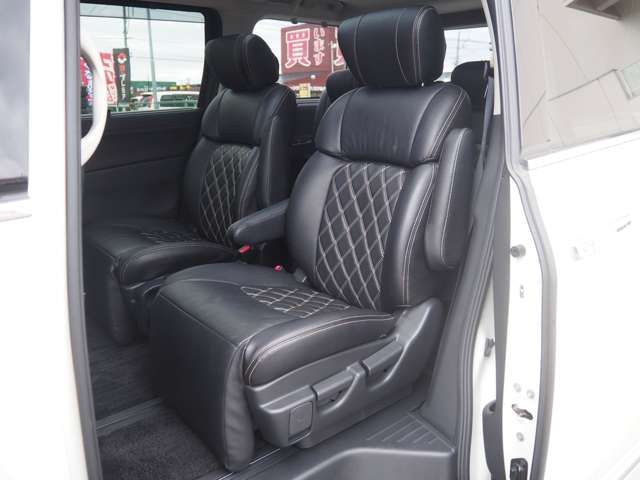 NISSAN ELGRAND  4WD 2015 Image 31
