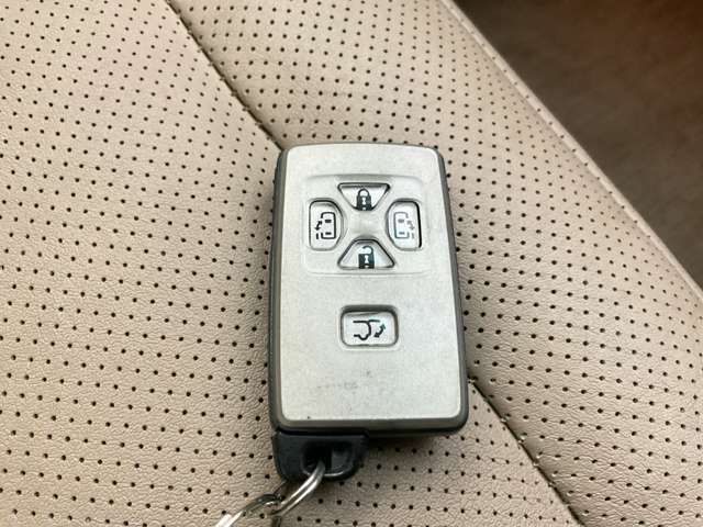 TOYOTA ALPHARD HYBRID 4WD 2012 Image 31